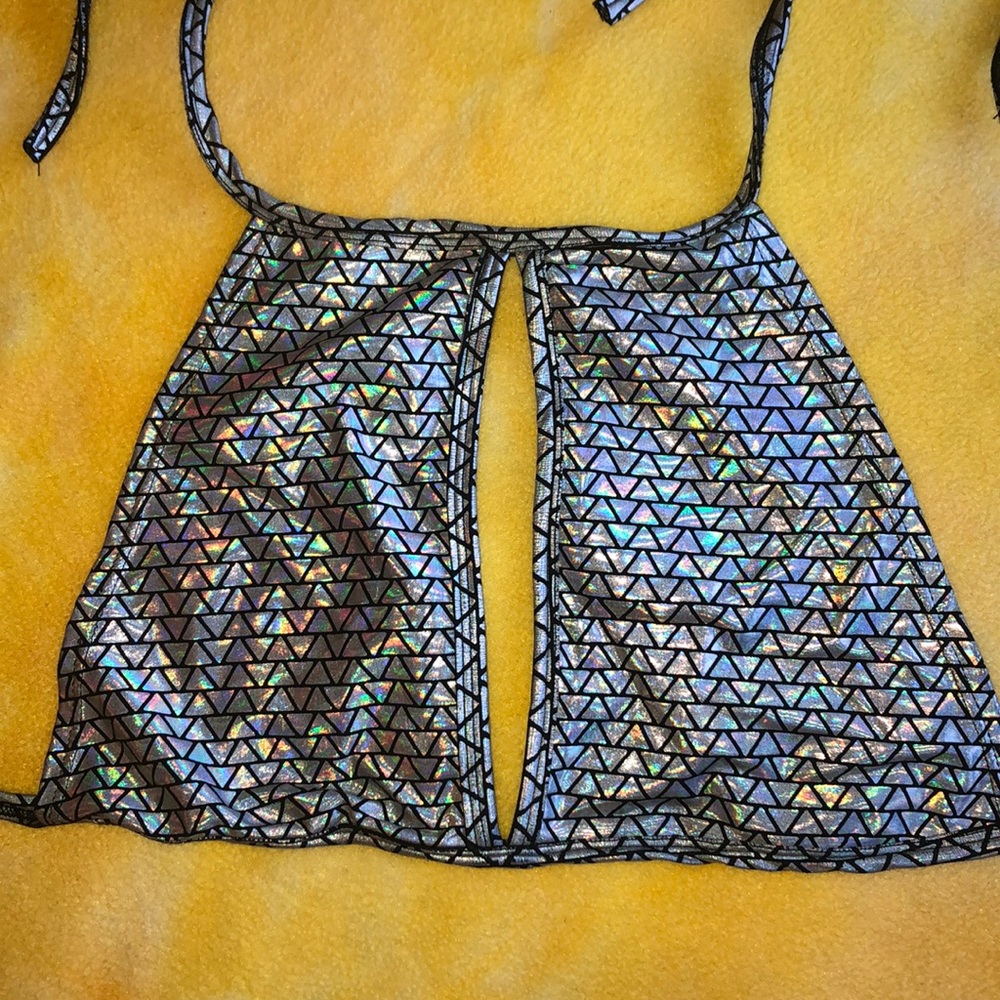 RAVE TOP